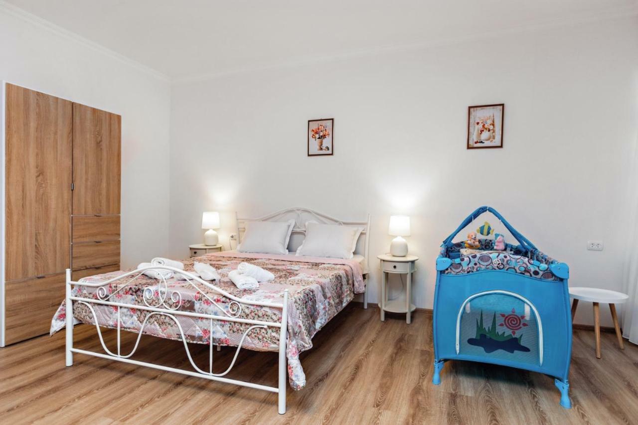Guest House Nana Tbilisi Exterior foto