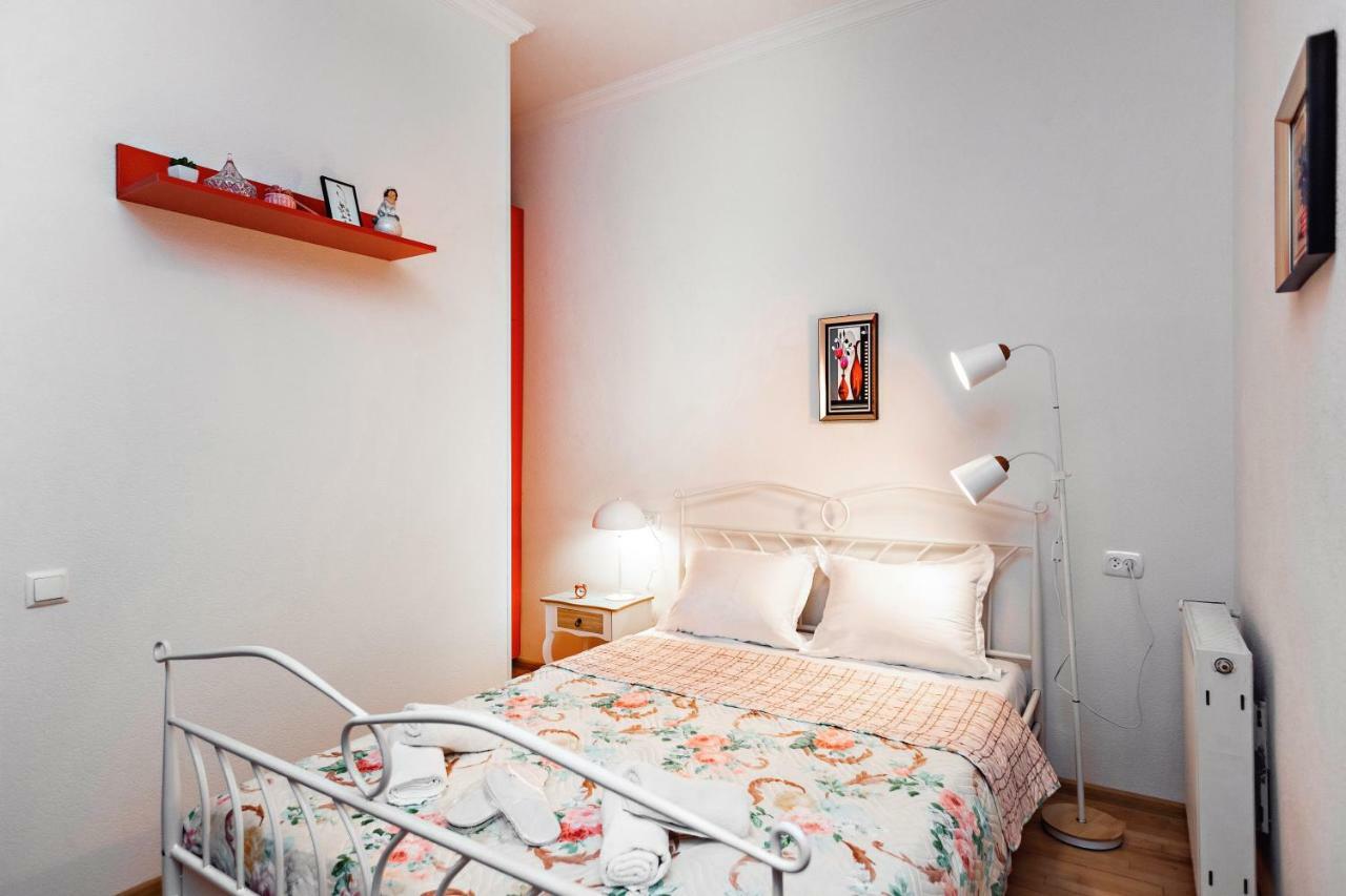 Guest House Nana Tbilisi Exterior foto